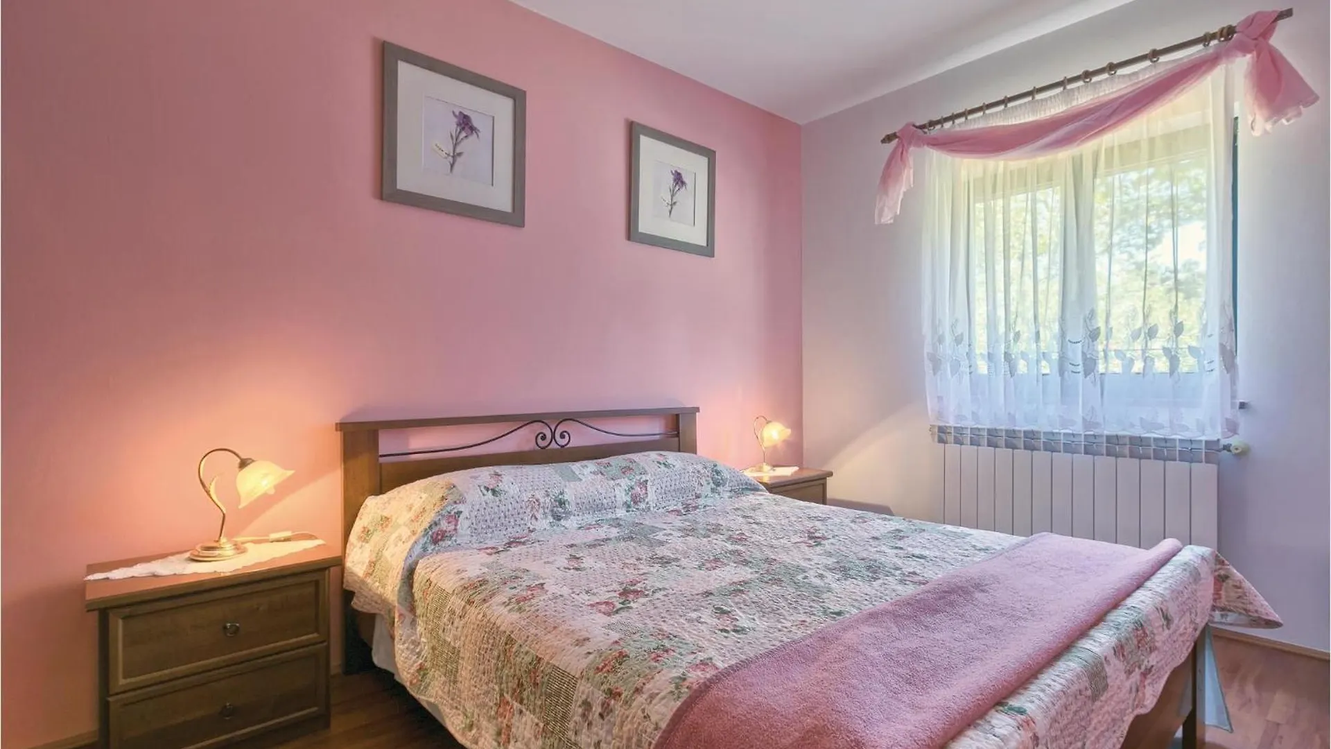 Gorgeous Home In Krnica Kavran Holiday home