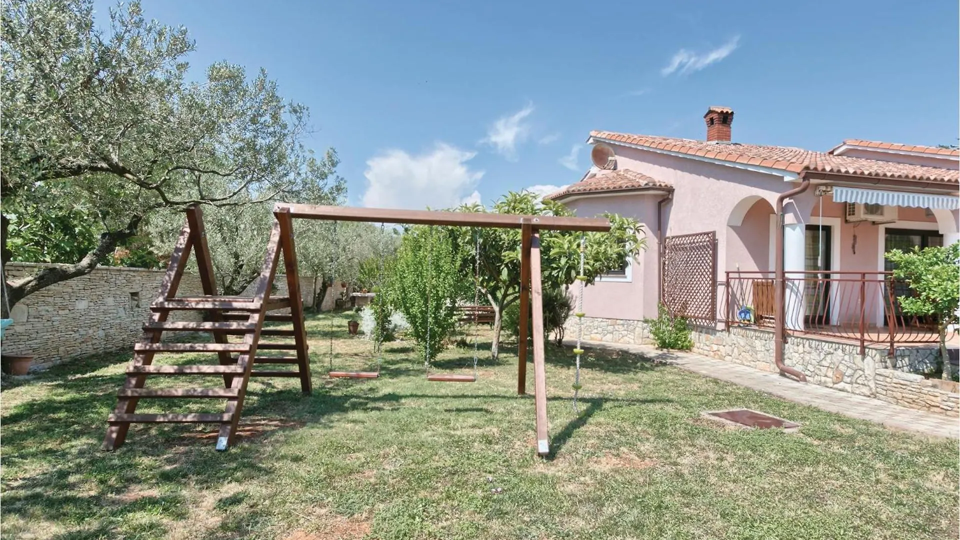 Gorgeous Home In Krnica Kavran Croatia